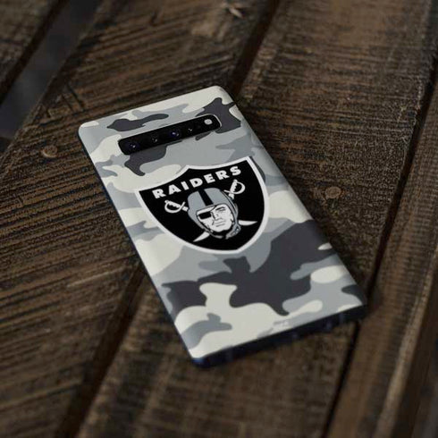 NFL Las Vegas Raiders Camo Galaxy S10 Plus Skin