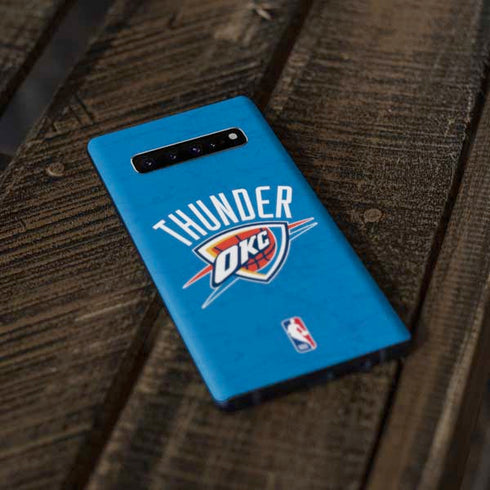 NBA OKC Thunder Distressed Galaxy S10 Skin