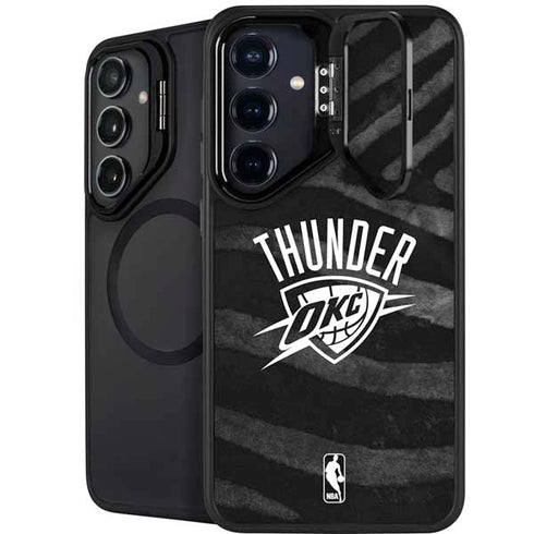NBA Oklahoma City Thunder Black Animal Print Galaxy S25 Kickstand Case