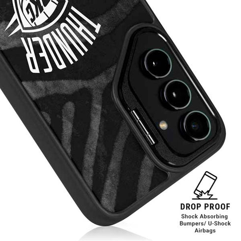 NBA Oklahoma City Thunder Black Animal Print Galaxy S25 Plus Kickstand Case