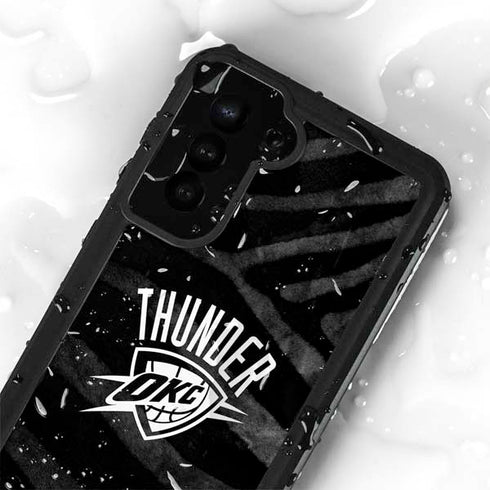 NBA Oklahoma City Thunder Black Animal Print Galaxy S24 Plus Waterproof Case