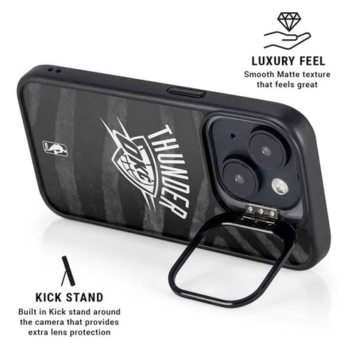 NBA Oklahoma City Thunder Black Animal Print iPhone 14 Plus Kickstand Case