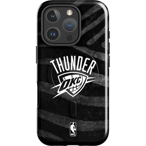 NBA Oklahoma City Thunder Black Animal Print iPhone 16 Pro Magsafe Impact Case
