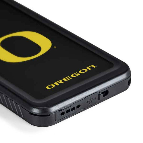 University of Oregon Ducks Black Gradient Galaxy S24 Waterproof Case