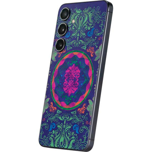 Ornate Swirls Galaxy S25 Skin
