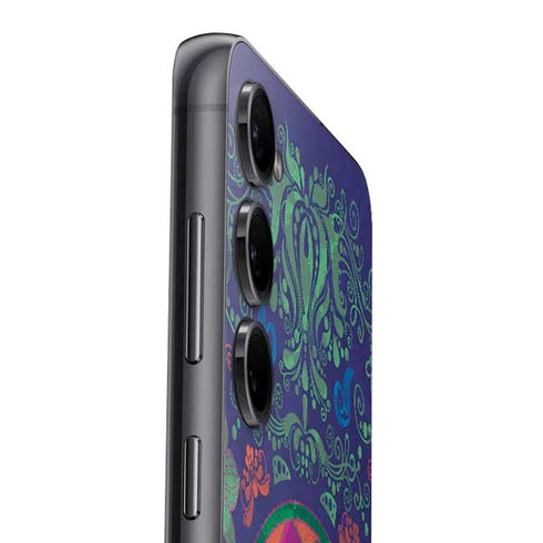 Ornate Swirls Galaxy S25 Skin