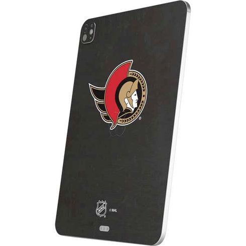 NHL Ottawa Senators Distressed iPad Pro 13in M4 (2024) Skin