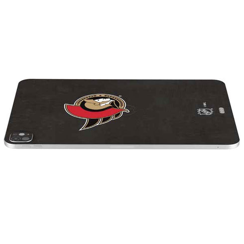 NHL Ottawa Senators Distressed iPad Pro 13in M4 (2024) Skin