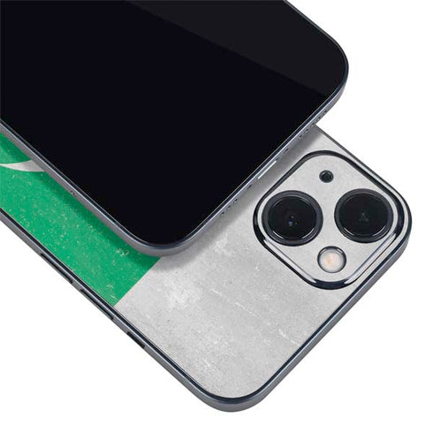 Pakistan Flag Distressed iPhone 15 Skin