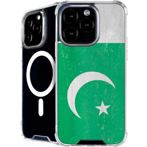 Pakistan Flag Distressed iPhone 16 Pro MagSafe Case