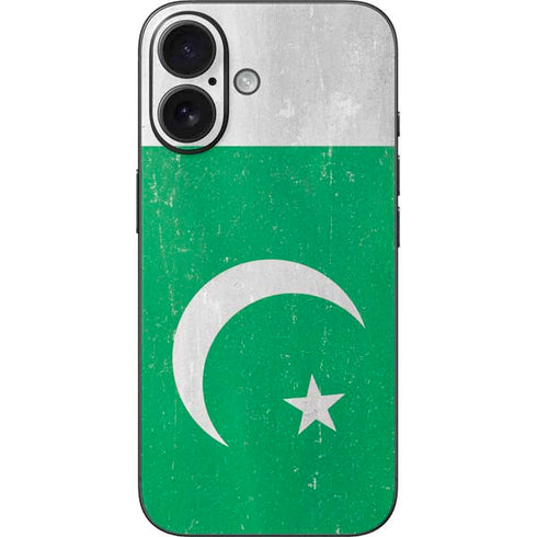Pakistan Flag Distressed iPhone 16 Skin