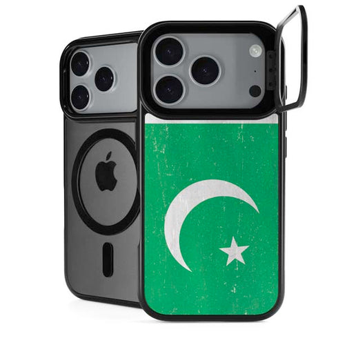 Pakistan Flag Distressed iPhone 18 Pro Kickstand Case