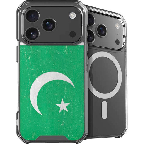 Pakistan Flag Distressed iPhone 18 Pro MagSafe Case