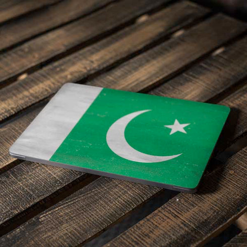 Pakistan Flag Distressed Apple MacBook Air Skin