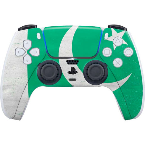 Pakistan Flag Distressed PlayStation PS5 Skins