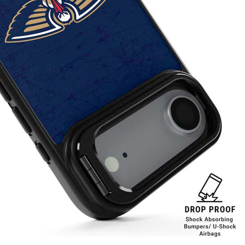 NBA New Orleans Pelicans Distressed iPhone 17 Air Kickstand Case