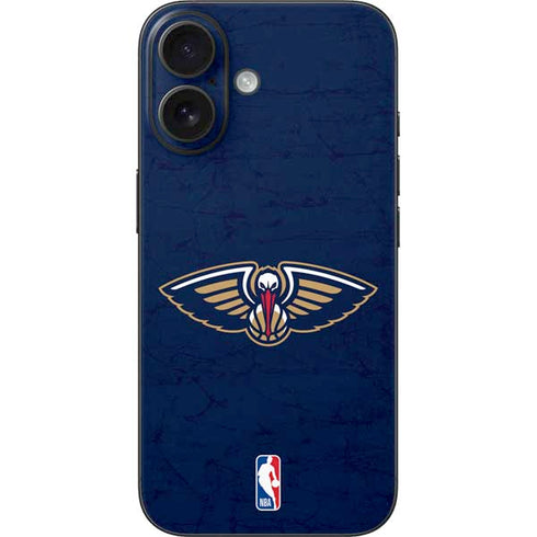 NBA New Orleans Pelicans Distressed iPhone 17 Skin