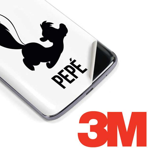 Looney Tunes Pepe Le Pew Identity Moto E5 Plus Skin