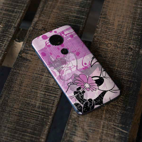 Looney Tunes Pepe Le Pew Purple Romance Moto E5 Plus Skin