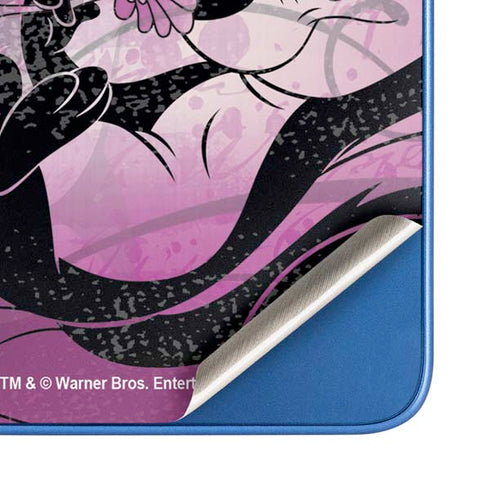 Looney Tunes Pepe Le Pew Purple Romance Moto G Play 4G (2024) Skin