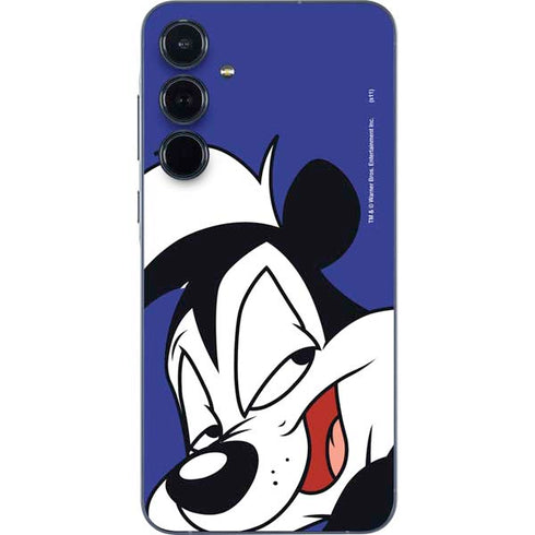 Looney Tunes Pepe Le Pew Zoomed In Galaxy A35 5G Skin