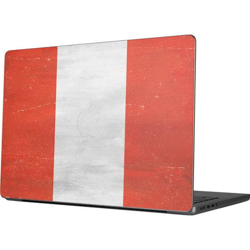 Peru Flag Distressed Apple MacBook Pro 14-inch Skin