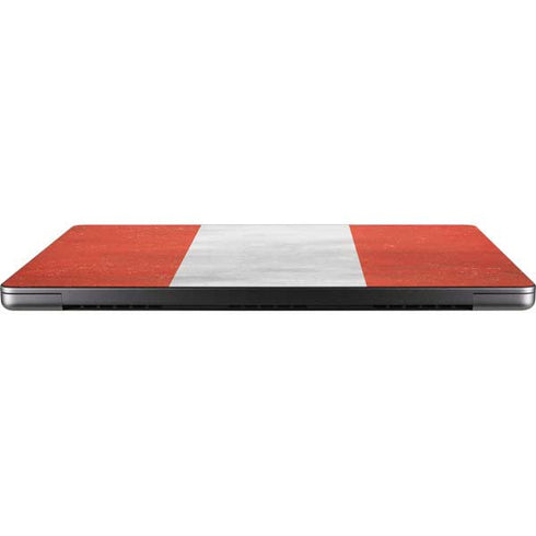 Peru Flag Distressed Apple MacBook Pro 14-inch Skin