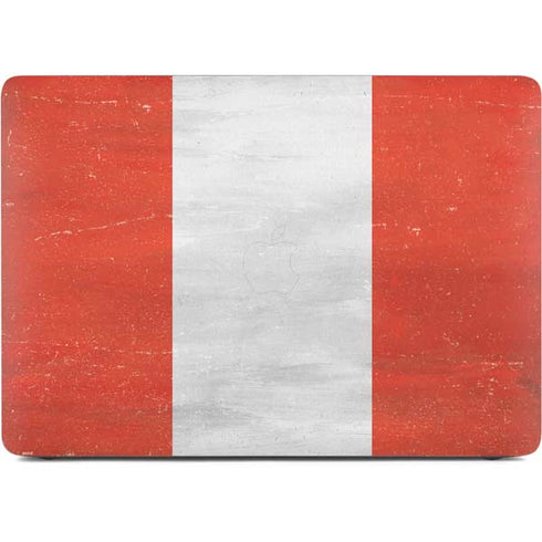 Peru Flag Distressed Apple MacBook Pro 16-inch Skin