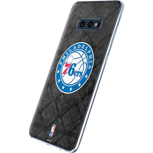 NBA Philadelphia 76ers Black Rust Galaxy S10e Skin