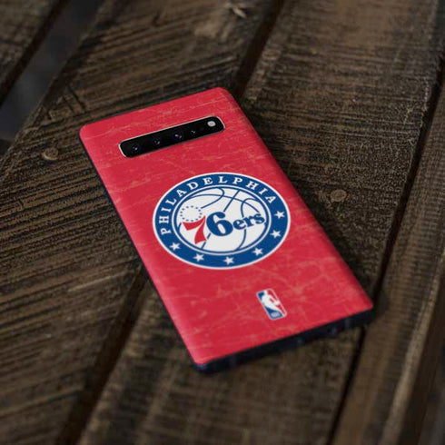 NBA Philadelphia 76ers Distressed Galaxy S10 Skin