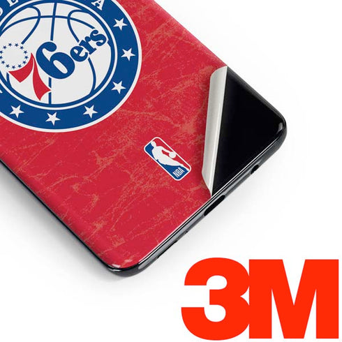 NBA Philadelphia 76ers Distressed Galaxy S10e Skin