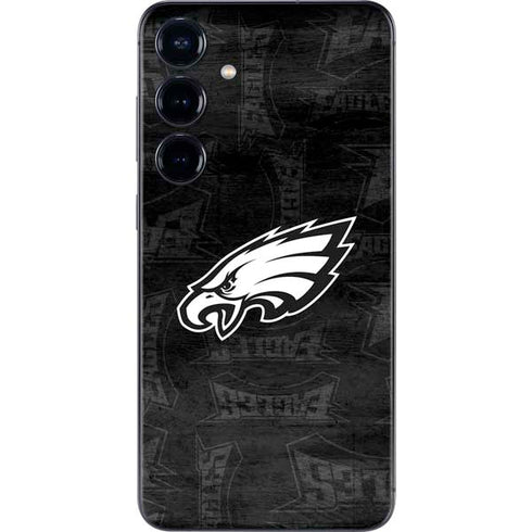 NFL Philadelphia Eagles Black & White Galaxy S25 Skin
