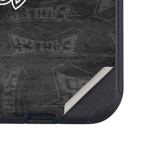 NFL Philadelphia Eagles Black & White Otterbox Defender iPhone Skin