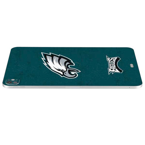 NFL Philadelphia Eagles Distressed iPad Pro 13in M4 (2024) Skin