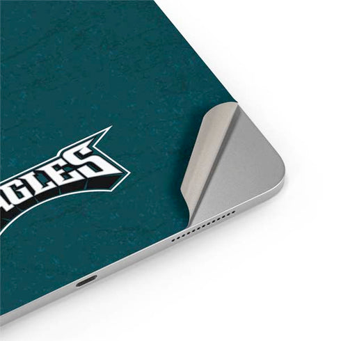 NFL Philadelphia Eagles Distressed iPad Pro 13in M4 (2024) Skin