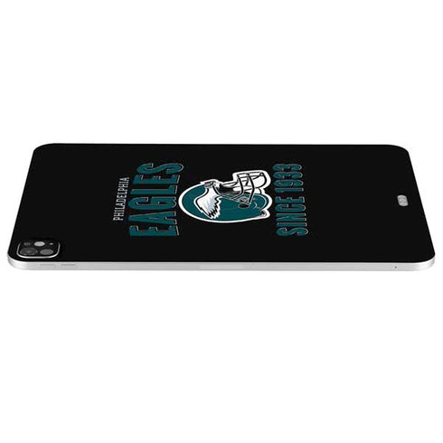 NFL Philadelphia Eagles Helmet iPad Pro 13in M4 (2024) Skin