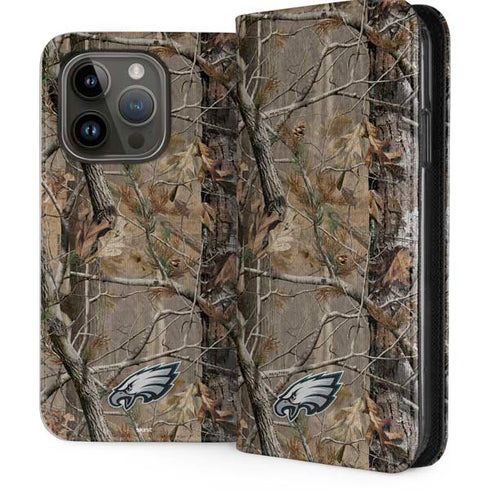 NFL Philadelphia Eagles Realtree AP Camo iPhone 15 Pro Folio Case