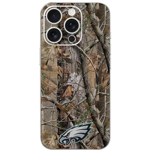 NFL Philadelphia Eagles Realtree AP Camo iPhone 16 Pro Skin