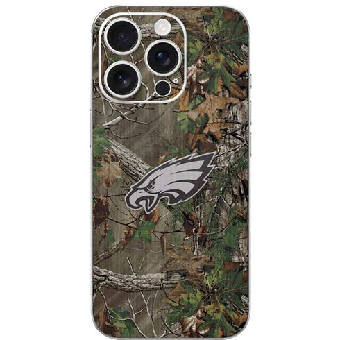NFL Philadelphia Eagles Realtree Xtra Green Camo iPhone 16 Pro Skin