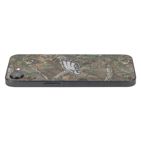 NFL Philadelphia Eagles Realtree Xtra Green Camo iPhone 16e Skin
