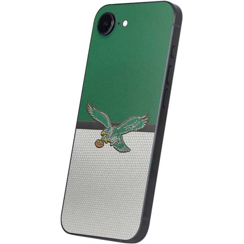 NFL Philadelphia Eagles Vintage iPhone 16e Skin