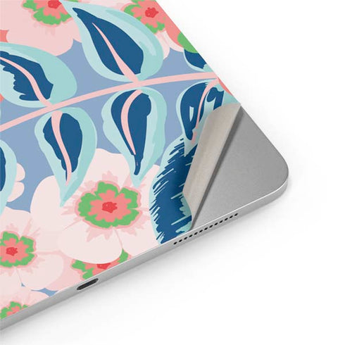 Pink Spring Flowers iPad Pro 13in M4 (2024) Skin
