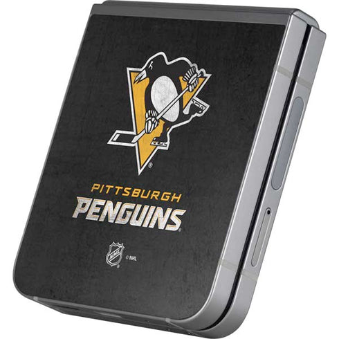NHL Pittsburgh Penguins Distressed Galaxy Z Flip6 Skin