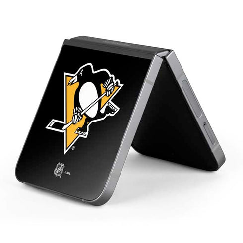 NHL Pittsburgh Penguins Solid Background Galaxy Z Flip6 Skin