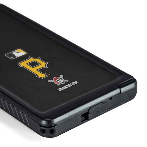 MLB Pittsburgh Pirates - Solid Distressed Galaxy S24 Ultra Waterproof Case