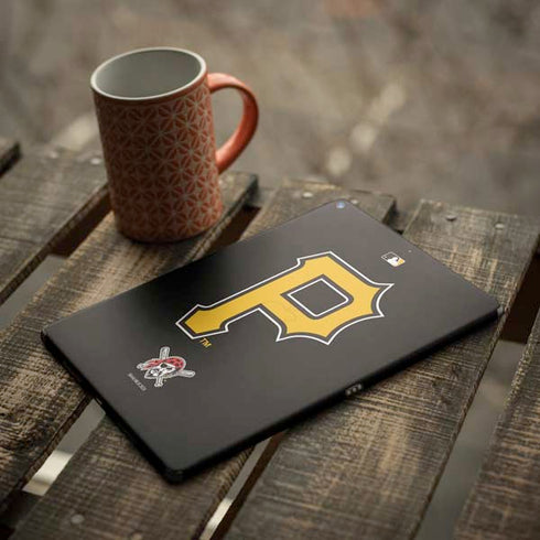 MLB Pittsburgh Pirates - Solid Distressed iPad Skins