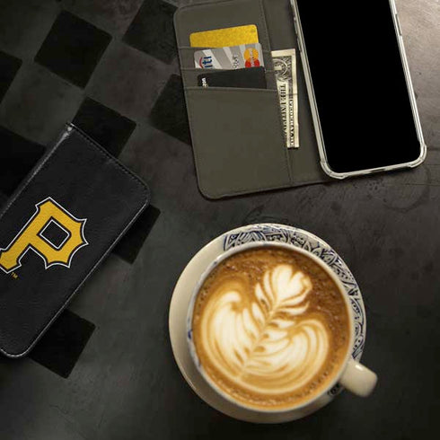 MLB Pittsburgh Pirates - Solid Distressed iPhone 15 Pro Max Folio Case