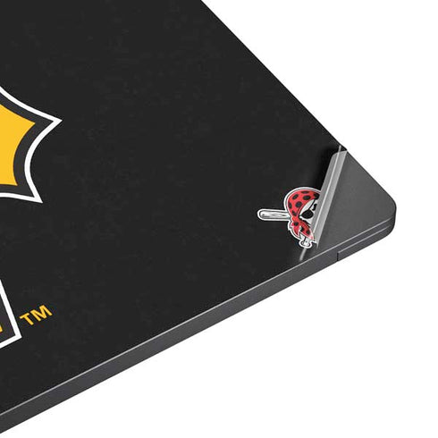 MLB Pittsburgh Pirates - Solid Distressed Surface Laptop 7 15in Skin