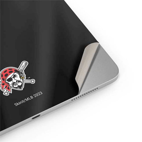 MLB Pittsburgh Pirates Alternate/Away Jersey iPad Pro 13in M4 (2024) Skin