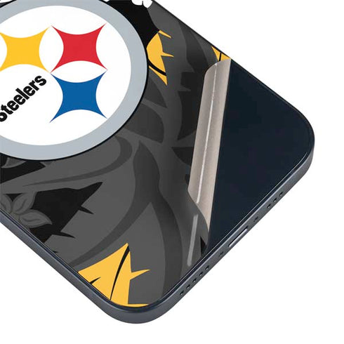 NFL Pittsburgh Steelers Tropical Print iPhone 15 Skin